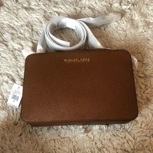 Michael Kors Jet Set Leather Crossbody Bag